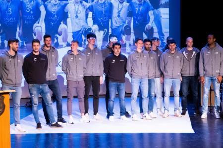 Na mladih šport stoji. Naj športnika Kamnika za leto 2022 Lovro Planko in Tjaša Vrtačič ter ekipa odbojkaric Calcit volleya (31)